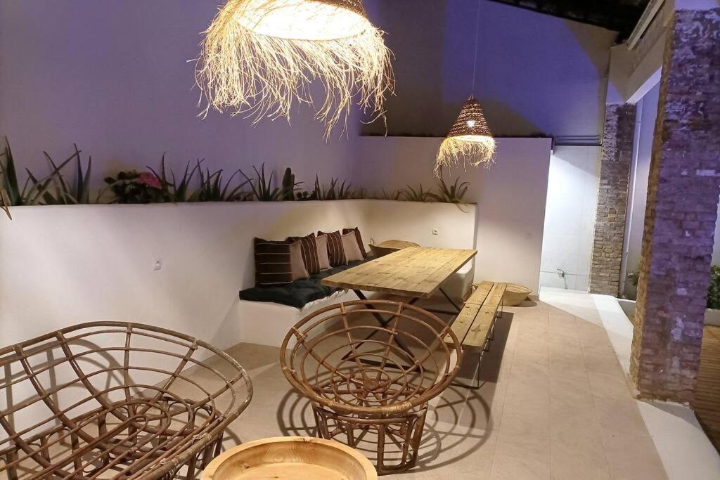Maison Avec Piscine A Valencia Bagian luar foto